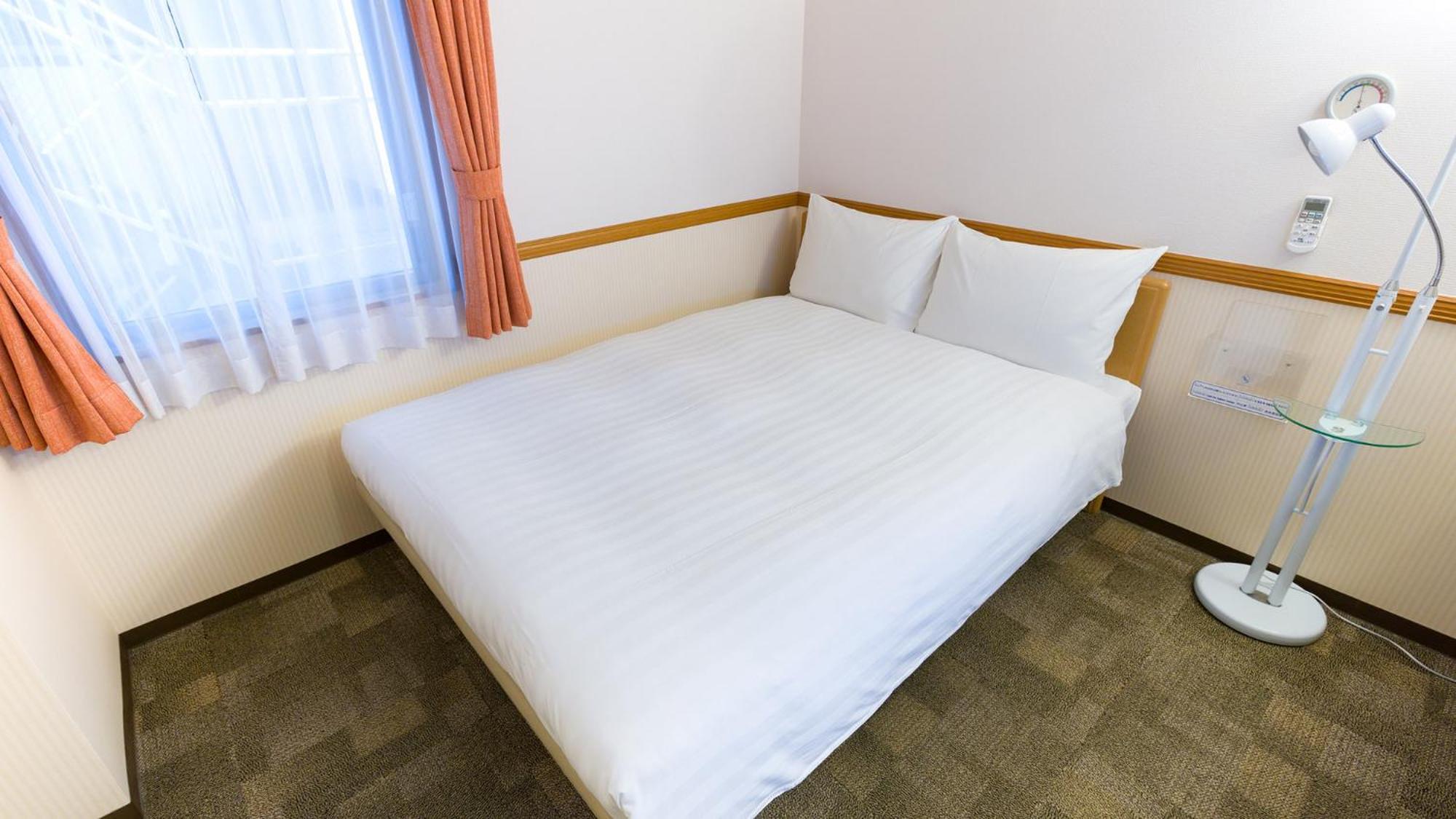 Toyoko Inn Okinawa Naha Kokusai-Dori Miebashi-Eki Room photo